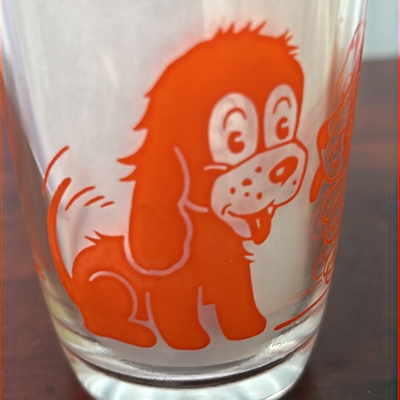 Vintage Kraft Swanky Swig Kid Cup Juice Glass Orange Dogs Roosters - Picture 1 of 11